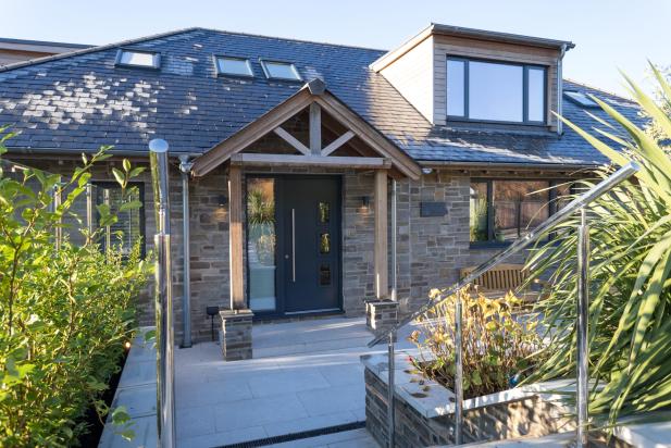 Front door of La mer a luxurious bespoke hose in Saunton built by Pearce Construction